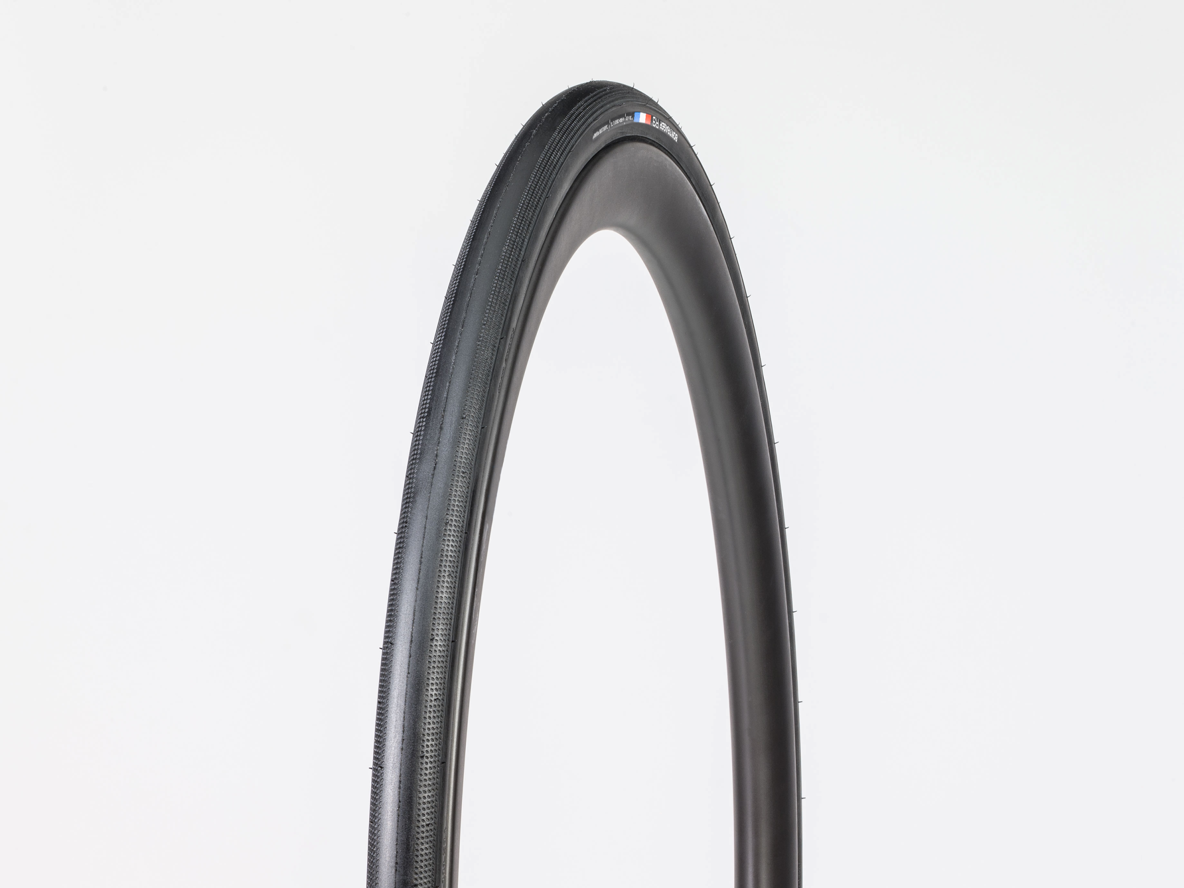 Tire Bontrager R3 Hard-Case Lite 700x28c TLR