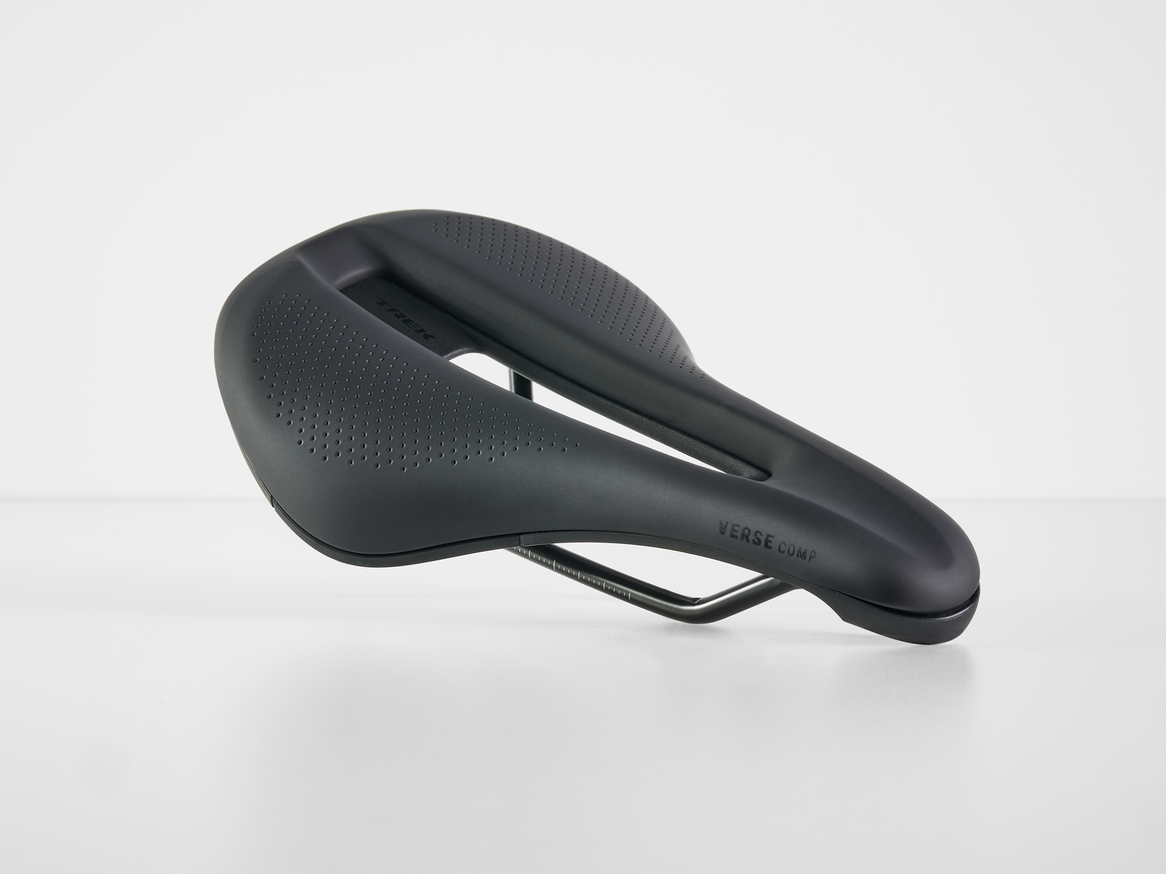 Saddle Trek Verse Short 145mm Comp Black