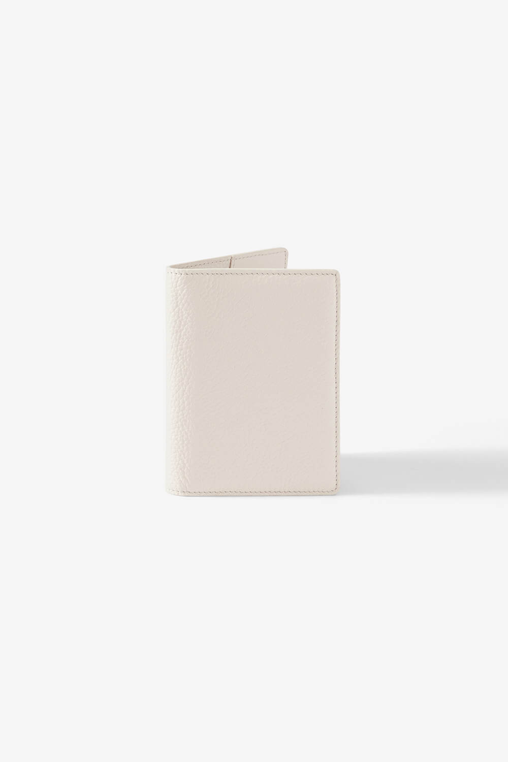 Earle Passport Holder