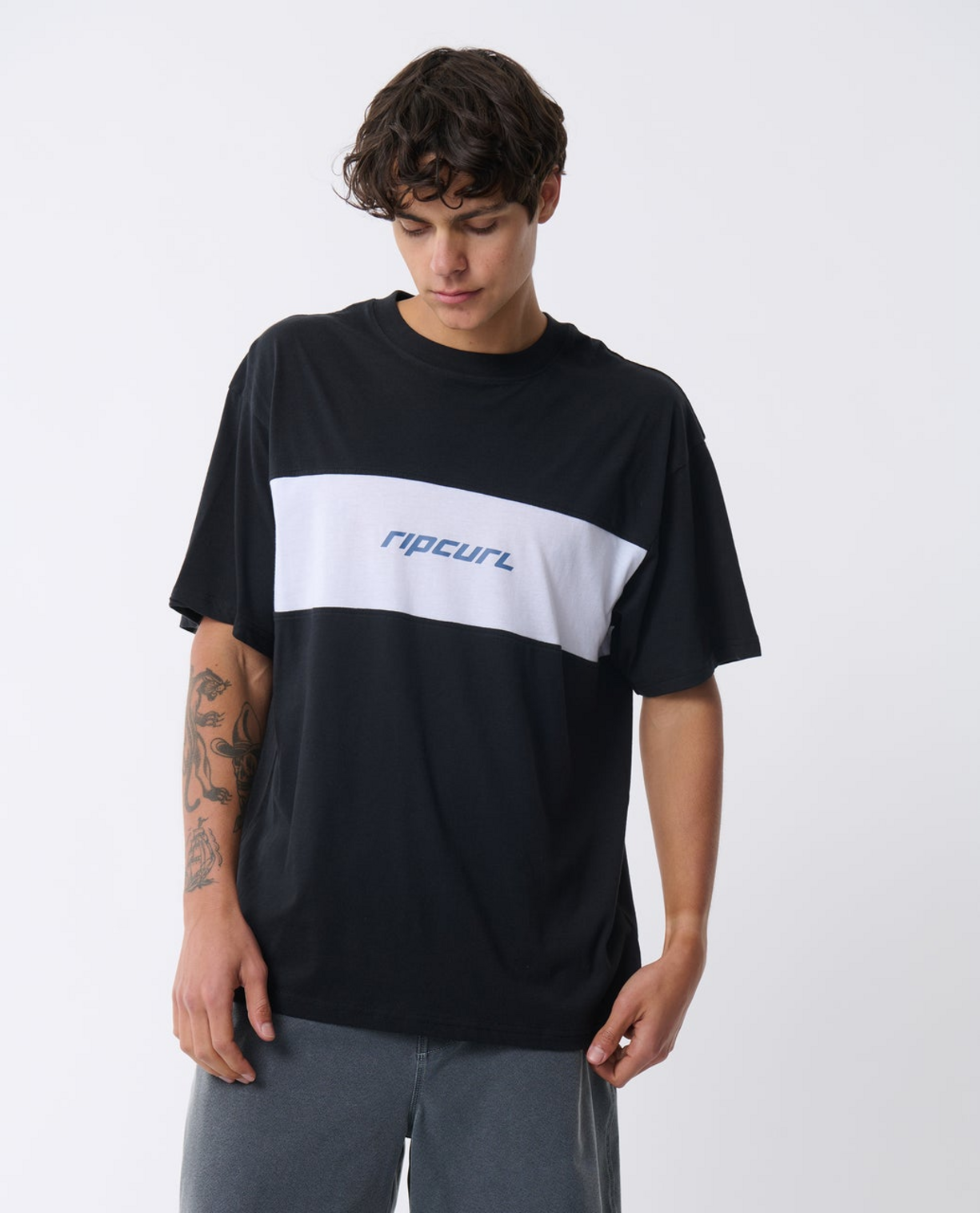 Undertow Tee